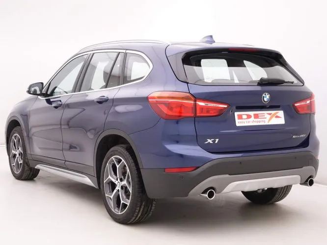 BMW X1 2.0ia 192 sDrive X-Line + GPS + Leder/Cuir + LED + ALU18 Image 4