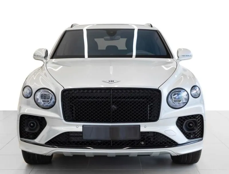 Bentley Bentayga Hybrid =Black Specification= Night Vision Гаранция Image 2