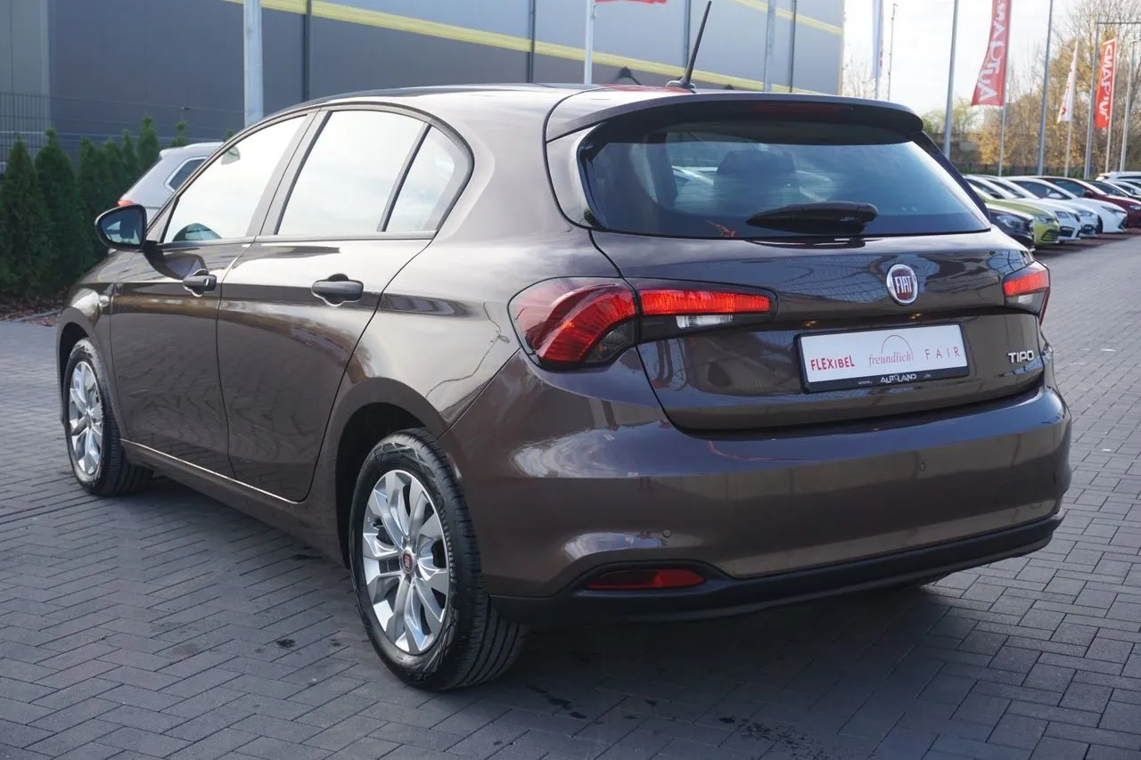 Fiat Tipo Hatchback 1.4 16V Navi...  Image 2