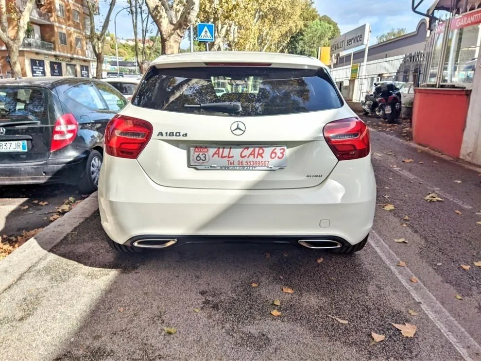 MERCEDES BENZ Classe A A 180 d Premium Image 5