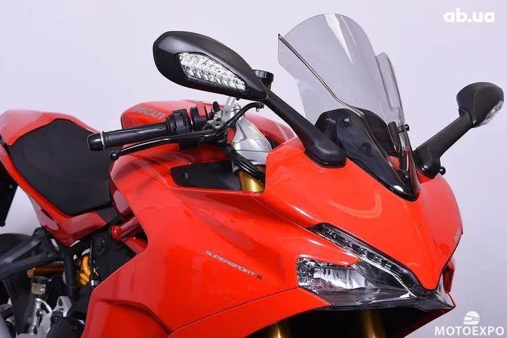 Ducati SuperSport Image 5